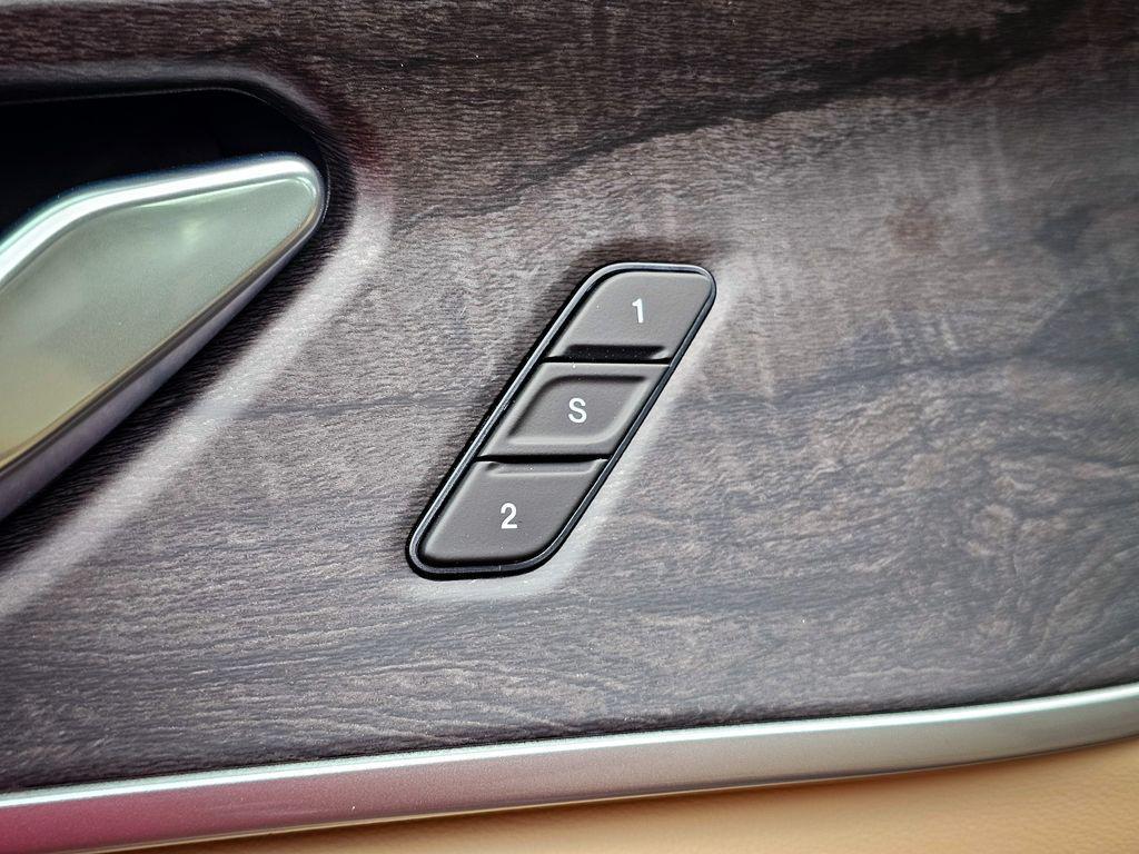 new 2025 Jeep Grand Cherokee car, priced at $47,943