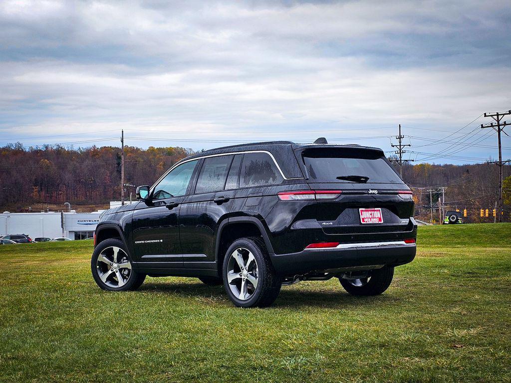 new 2025 Jeep Grand Cherokee car, priced at $47,943