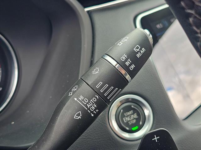 used 2022 Cadillac XT4 car, priced at $30,450