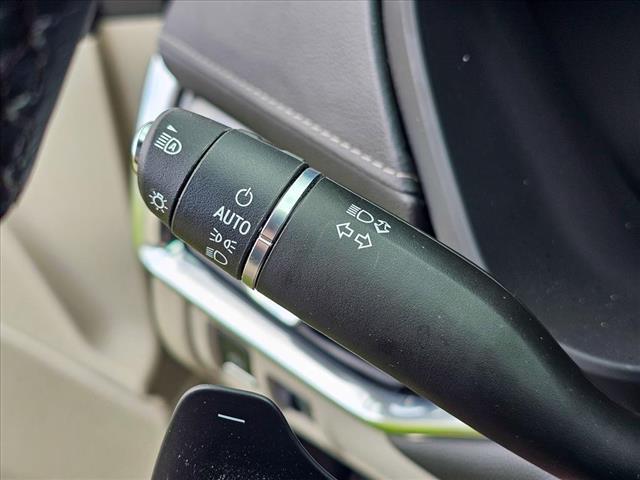 used 2022 Cadillac XT4 car, priced at $30,450