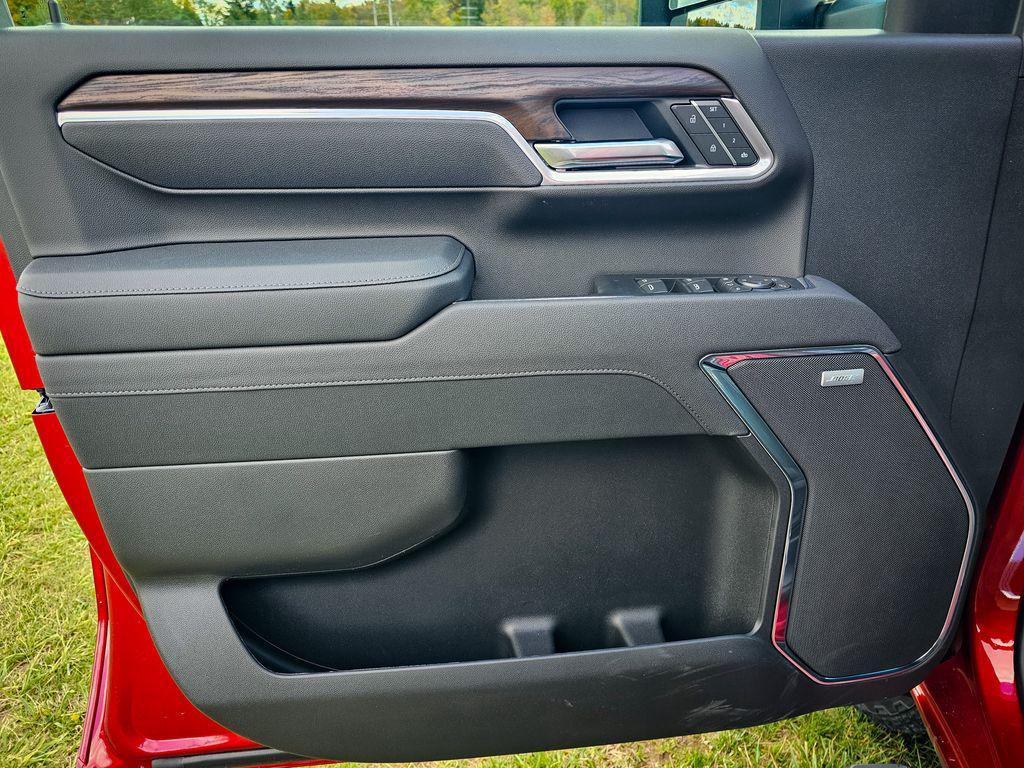 new 2026 GMC Sierra 2500 car, priced at $75,715