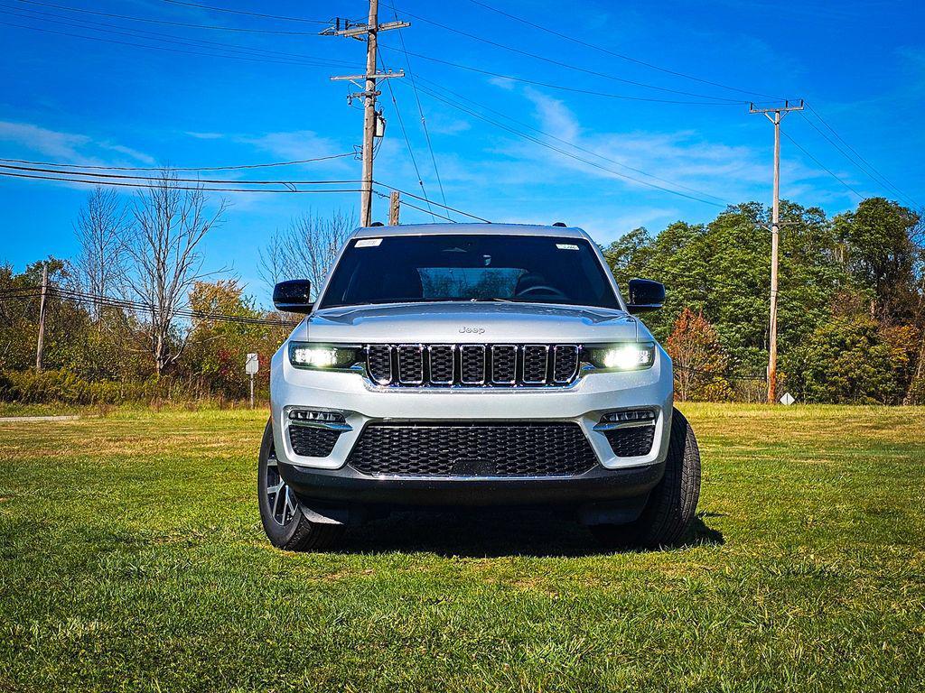 new 2025 Jeep Grand Cherokee car, priced at $47,760