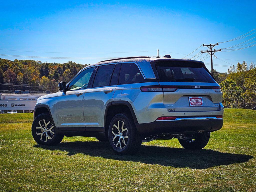 new 2025 Jeep Grand Cherokee car, priced at $47,760