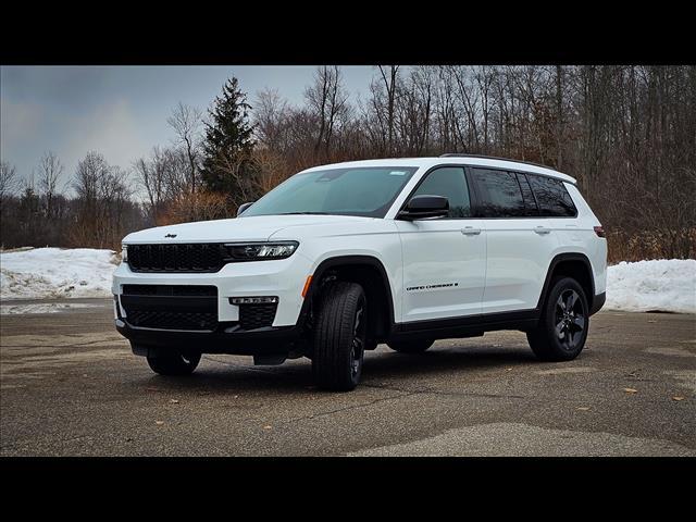 new 2025 Jeep Grand Cherokee L car, priced at $54,041