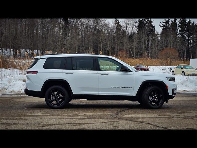 new 2025 Jeep Grand Cherokee L car, priced at $54,041