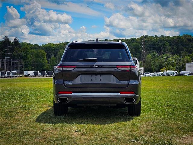 used 2022 Jeep Grand Cherokee car, priced at $39,190