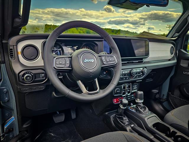 new 2025 Jeep Wrangler car, priced at $47,208