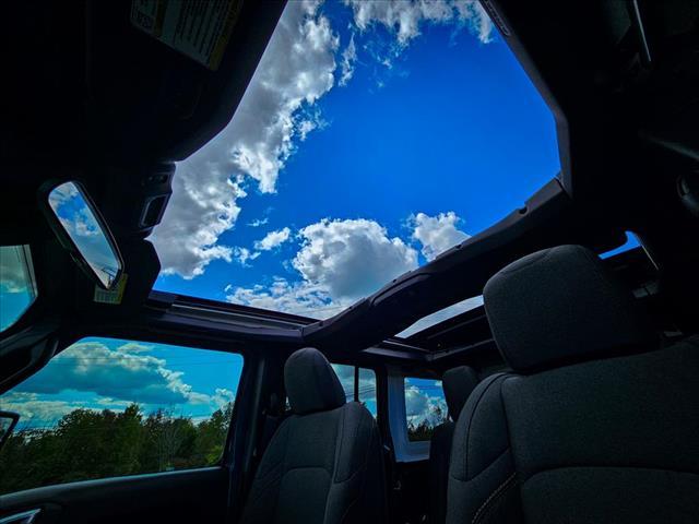 new 2025 Jeep Wrangler car, priced at $47,208