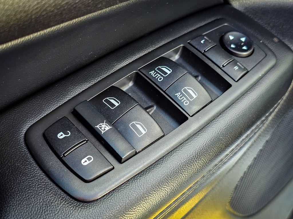 used 2019 Jeep Grand Cherokee car, priced at $20,900