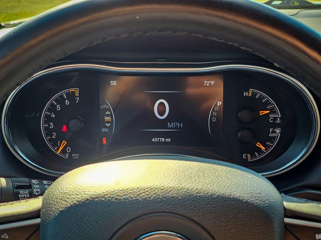 used 2019 Jeep Grand Cherokee car, priced at $20,900