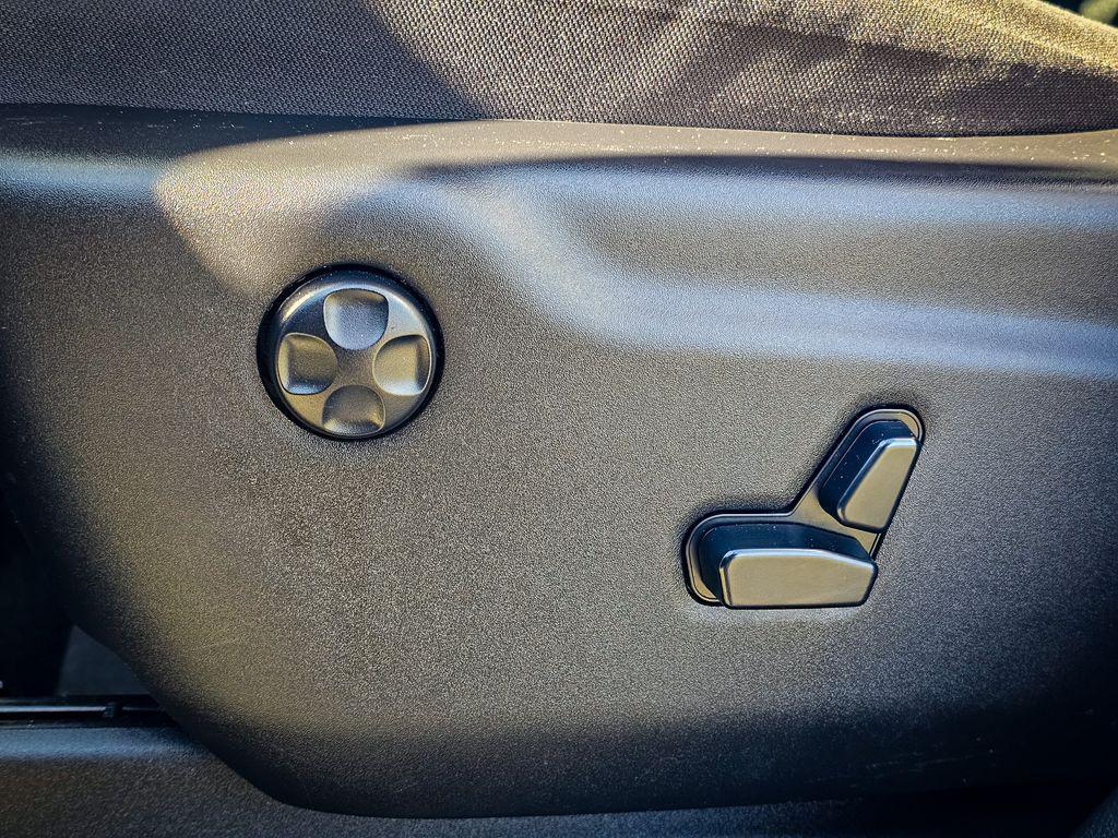 used 2019 Jeep Grand Cherokee car, priced at $20,900