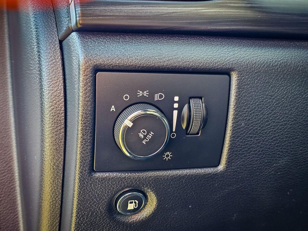 used 2019 Jeep Grand Cherokee car, priced at $20,900