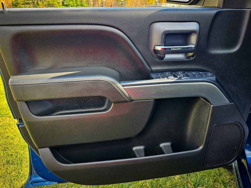 used 2015 Chevrolet Silverado 1500 car, priced at $17,900