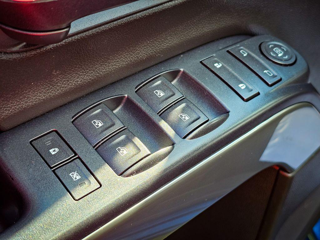 used 2015 Chevrolet Silverado 1500 car, priced at $17,900