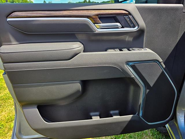 new 2025 GMC Sierra 2500 car, priced at $61,655