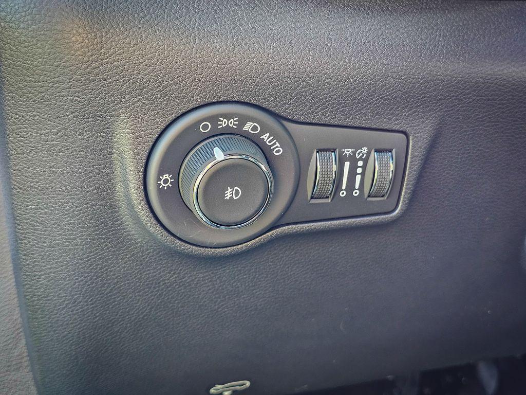 new 2026 Jeep Compass car, priced at $32,234