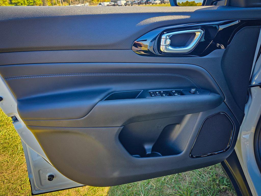 new 2026 Jeep Compass car, priced at $32,234