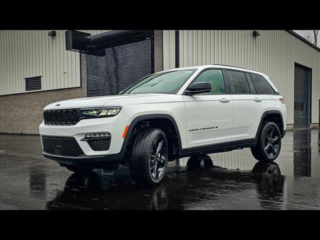 new 2025 Jeep Grand Cherokee car, priced at $50,730