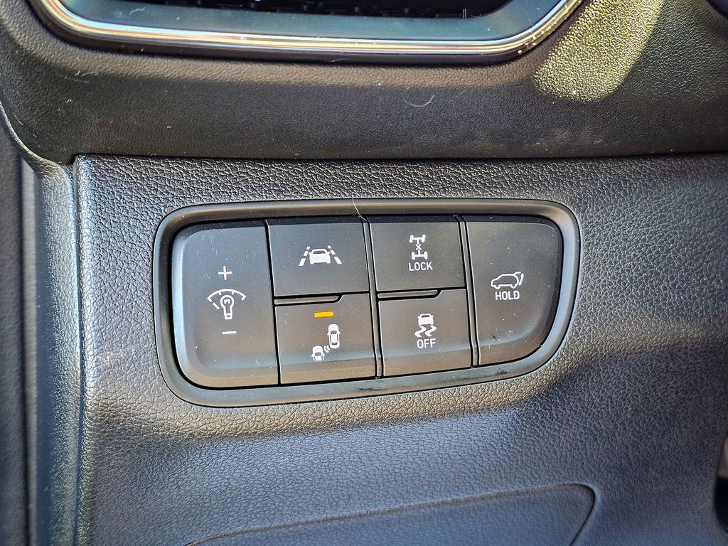 used 2020 Hyundai Santa Fe car, priced at $16,900