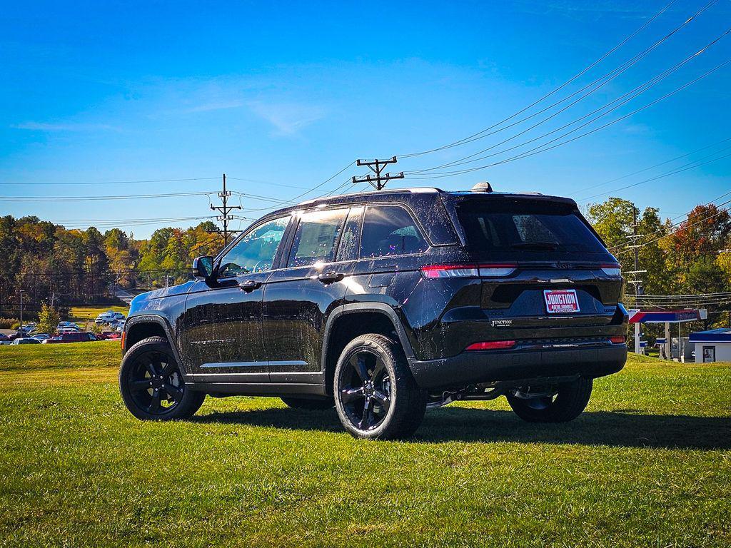 new 2025 Jeep Grand Cherokee car, priced at $50,485