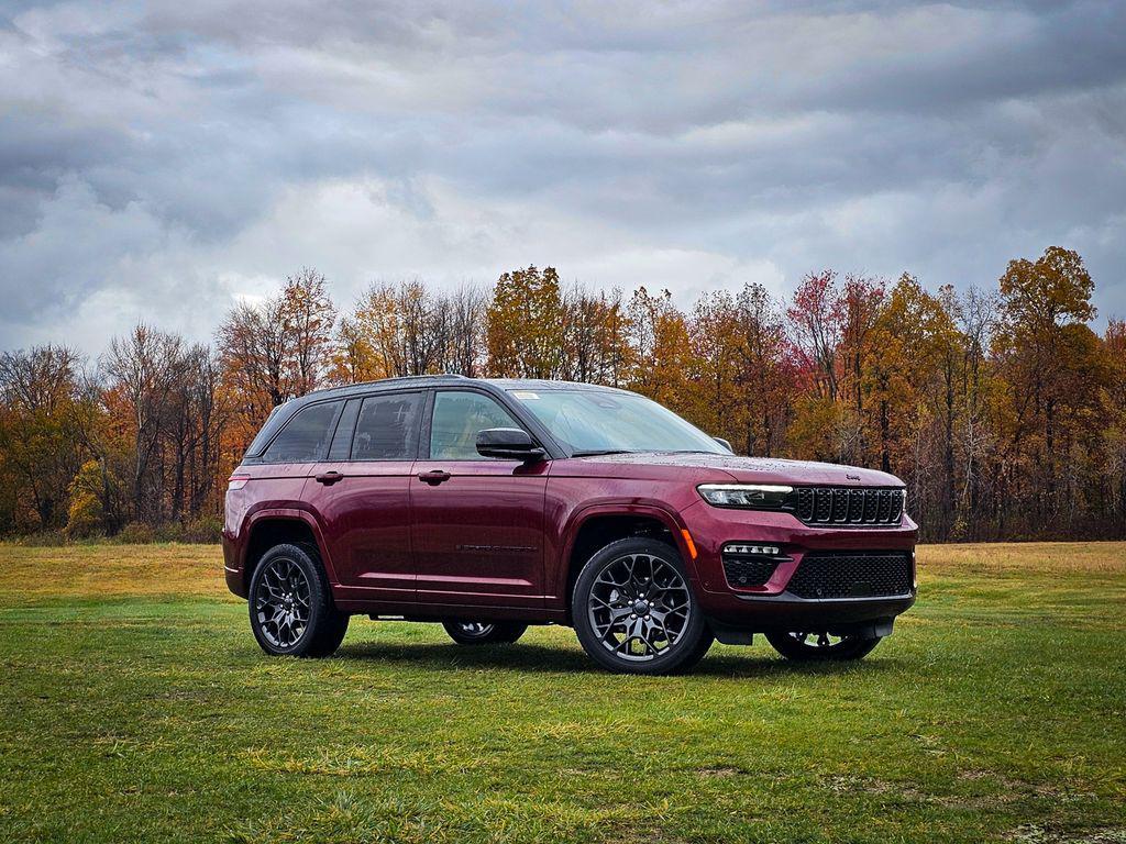 new 2025 Jeep Grand Cherokee car, priced at $59,773