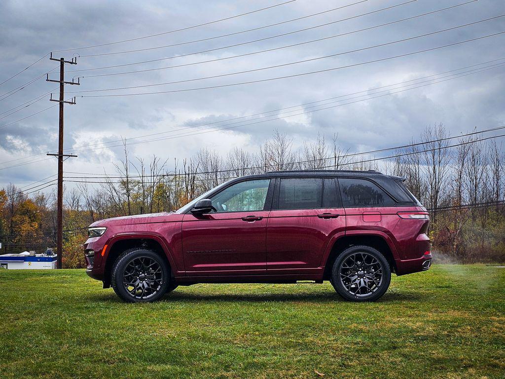 new 2025 Jeep Grand Cherokee car, priced at $59,773