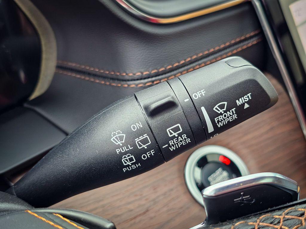 new 2025 Jeep Grand Cherokee car, priced at $59,773