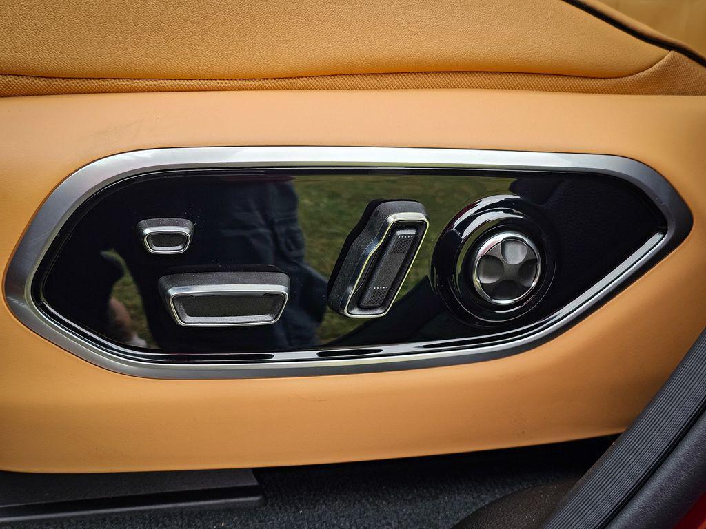 new 2025 Jeep Grand Cherokee car, priced at $59,773