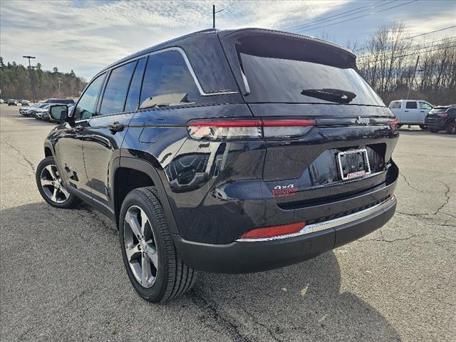 new 2024 Jeep Grand Cherokee car, priced at $50,056