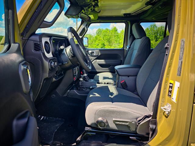 new 2025 Jeep Wrangler car, priced at $49,567