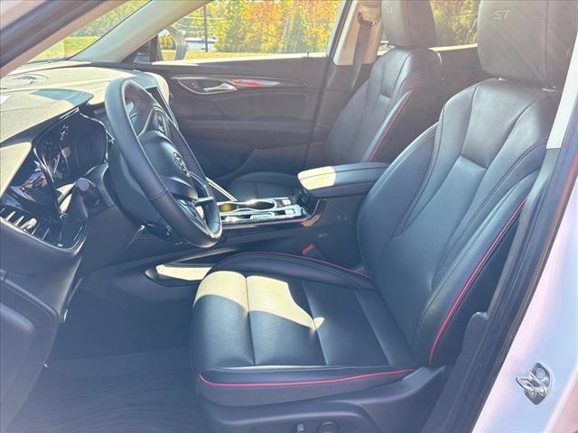 used 2022 Buick Envision car, priced at $24,900