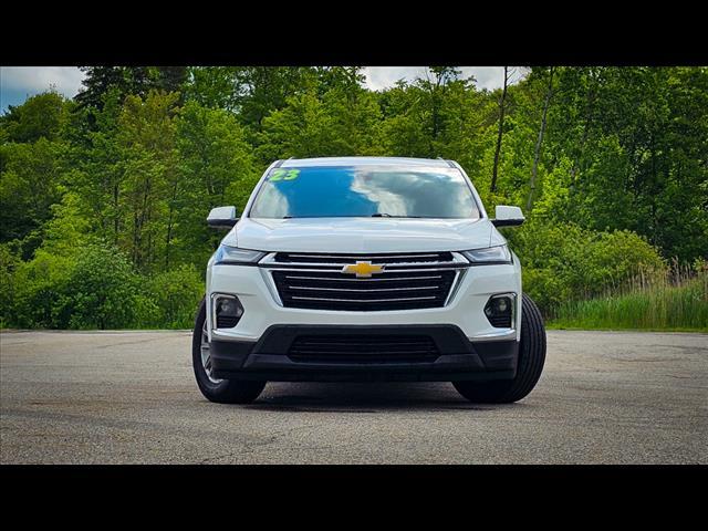 used 2023 Chevrolet Traverse car, priced at $32,900