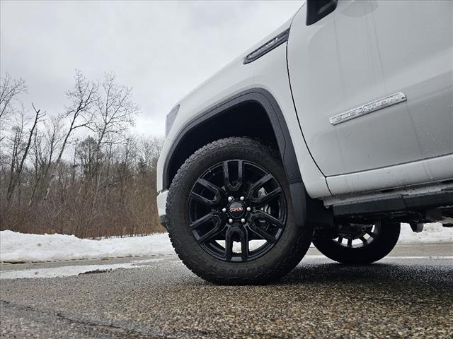 new 2025 GMC Sierra 1500 car, priced at $52,100