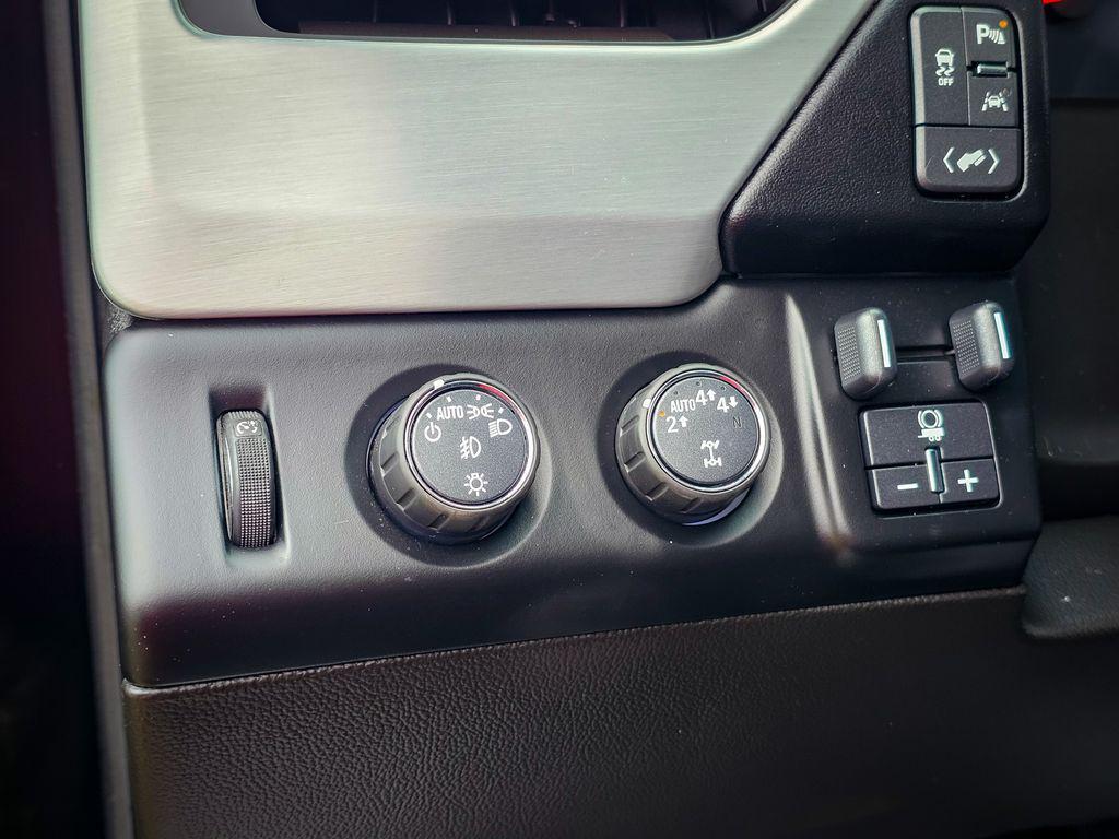 used 2018 GMC Yukon car, priced at $32,900