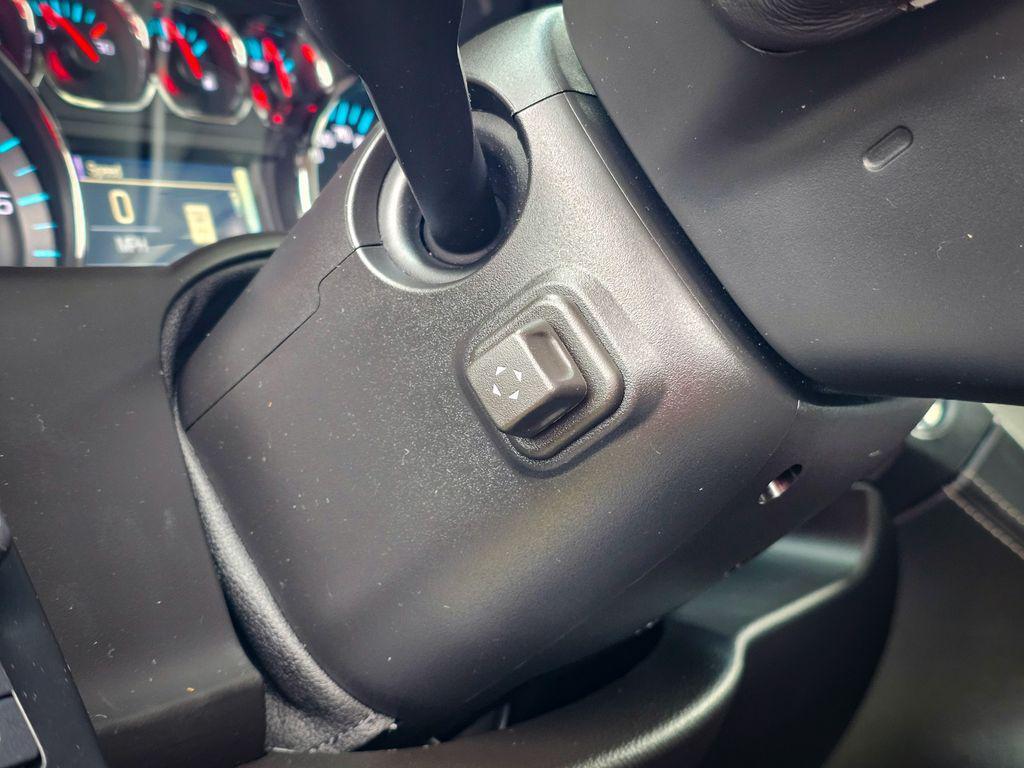 used 2018 GMC Yukon car, priced at $32,900