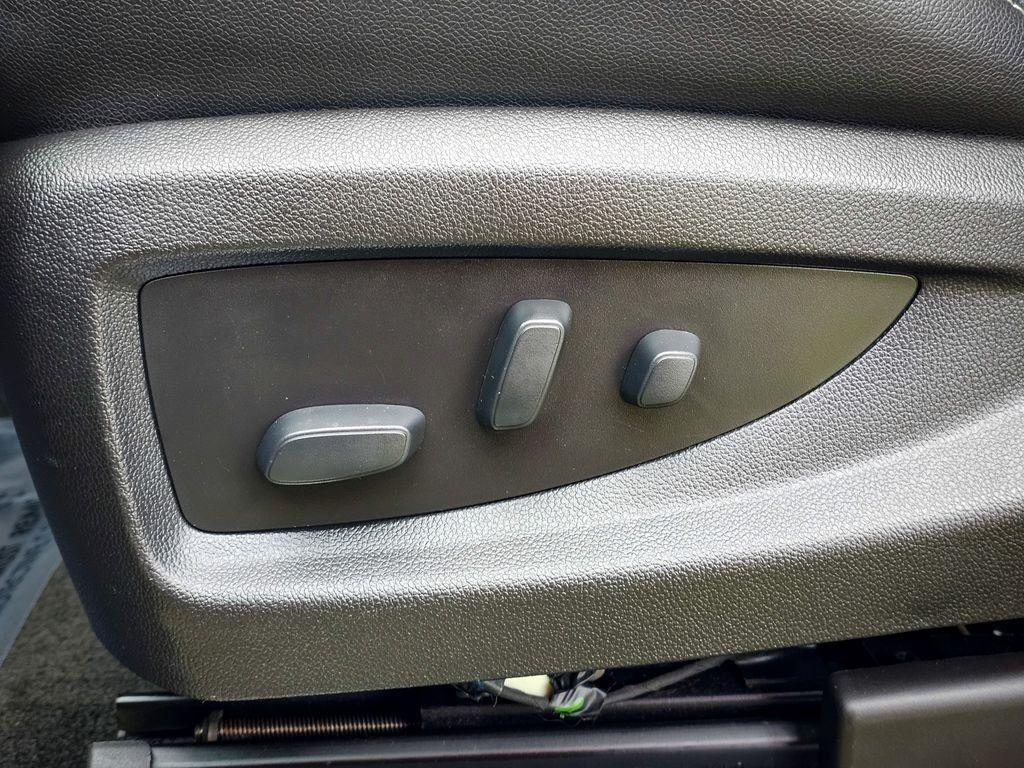 used 2018 GMC Yukon car, priced at $32,900