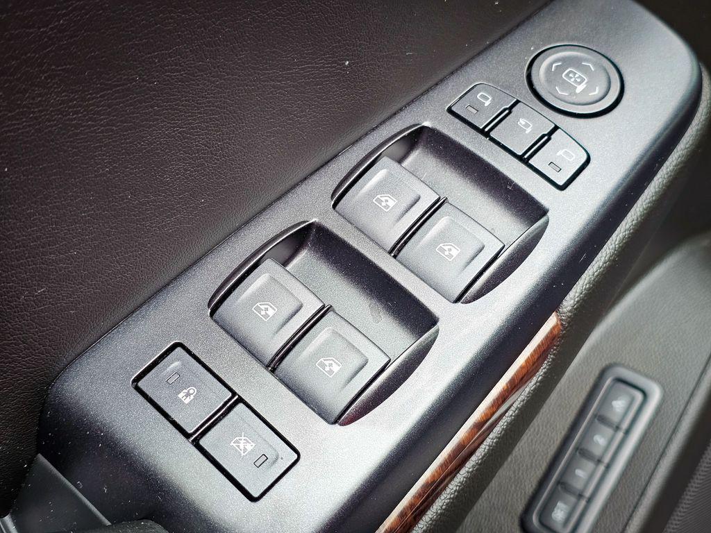 used 2018 GMC Yukon car, priced at $32,900