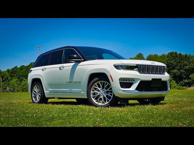 used 2024 Jeep Grand Cherokee car, priced at $50,900