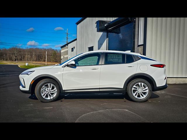 new 2025 Buick Envista car, priced at $24,195