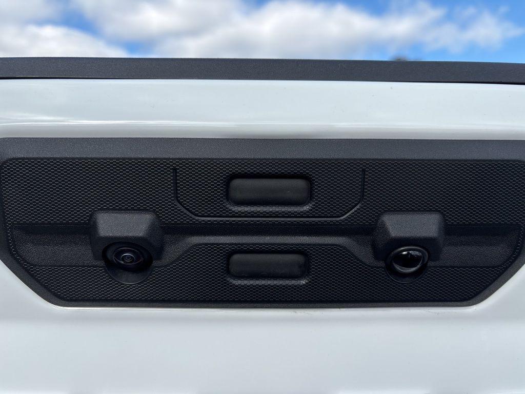 new 2026 GMC Sierra 2500 car, priced at $66,560