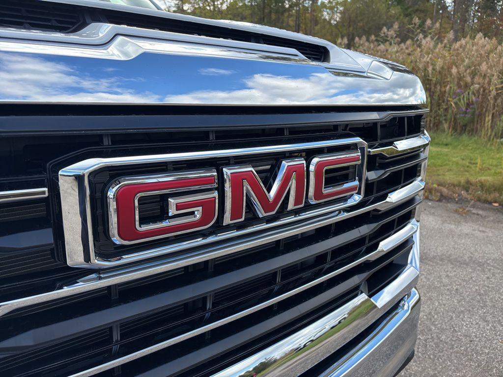 new 2026 GMC Sierra 2500 car, priced at $66,560