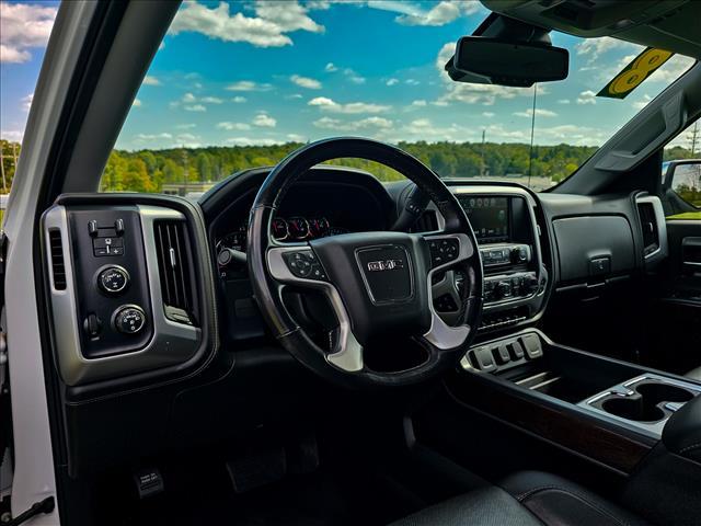 used 2018 GMC Sierra 1500 car, priced at $27,900