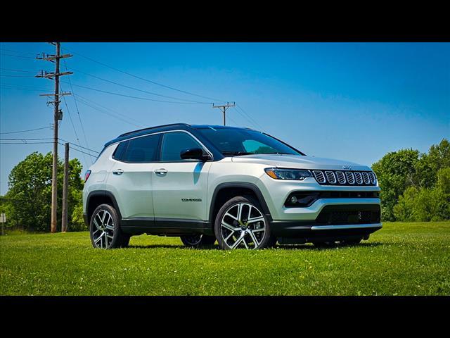 new 2025 Jeep Compass car, priced at $31,577