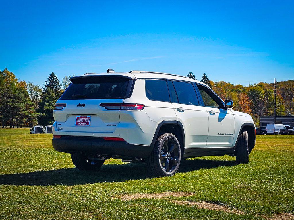 new 2025 Jeep Grand Cherokee L car, priced at $49,297