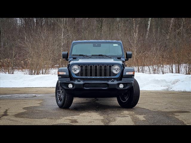 new 2025 Jeep Wrangler car, priced at $45,086