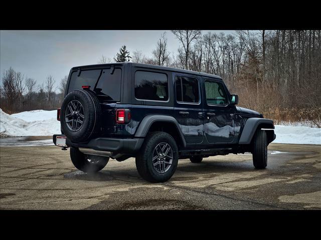 new 2025 Jeep Wrangler car, priced at $45,086