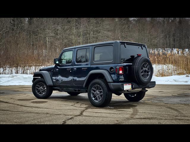 new 2025 Jeep Wrangler car, priced at $45,086