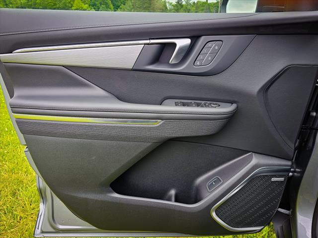 new 2025 Buick Enclave car, priced at $53,875