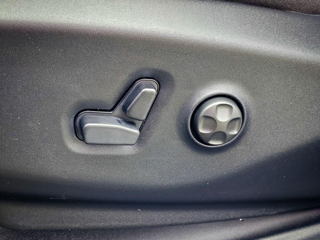 new 2026 Chrysler Pacifica car, priced at $46,110