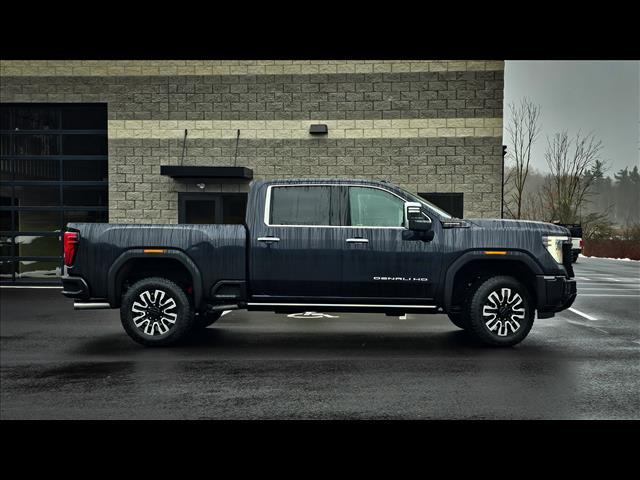 new 2025 GMC Sierra 3500 car, priced at $100,040